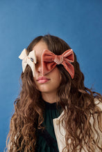 Load image into Gallery viewer, VELVETEEN BOW - KNOT Hairbands