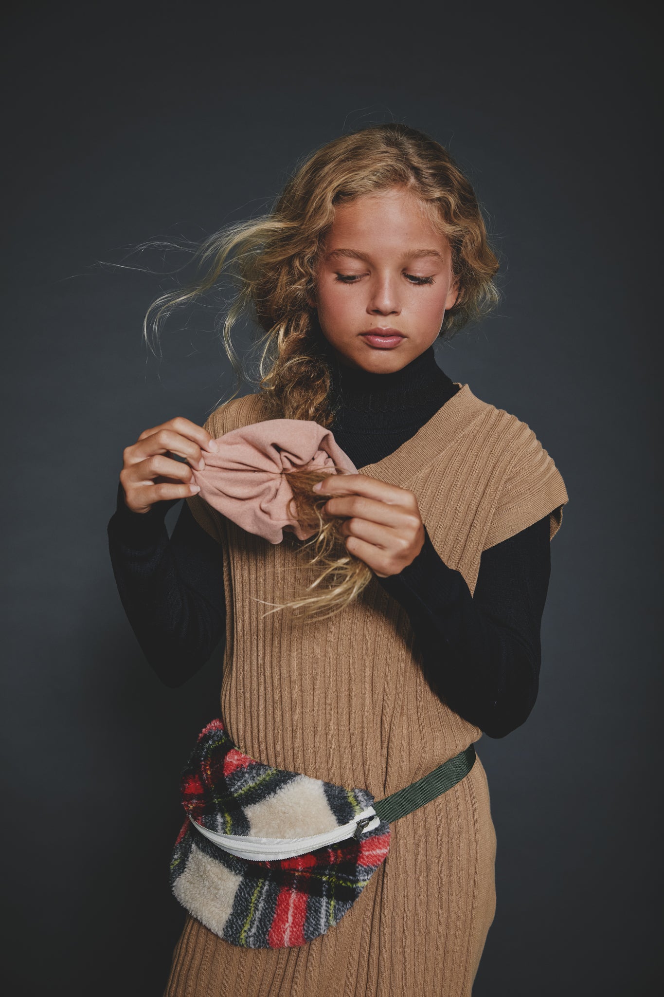 FELT SCRUNCHIE - KNOT Hairbands