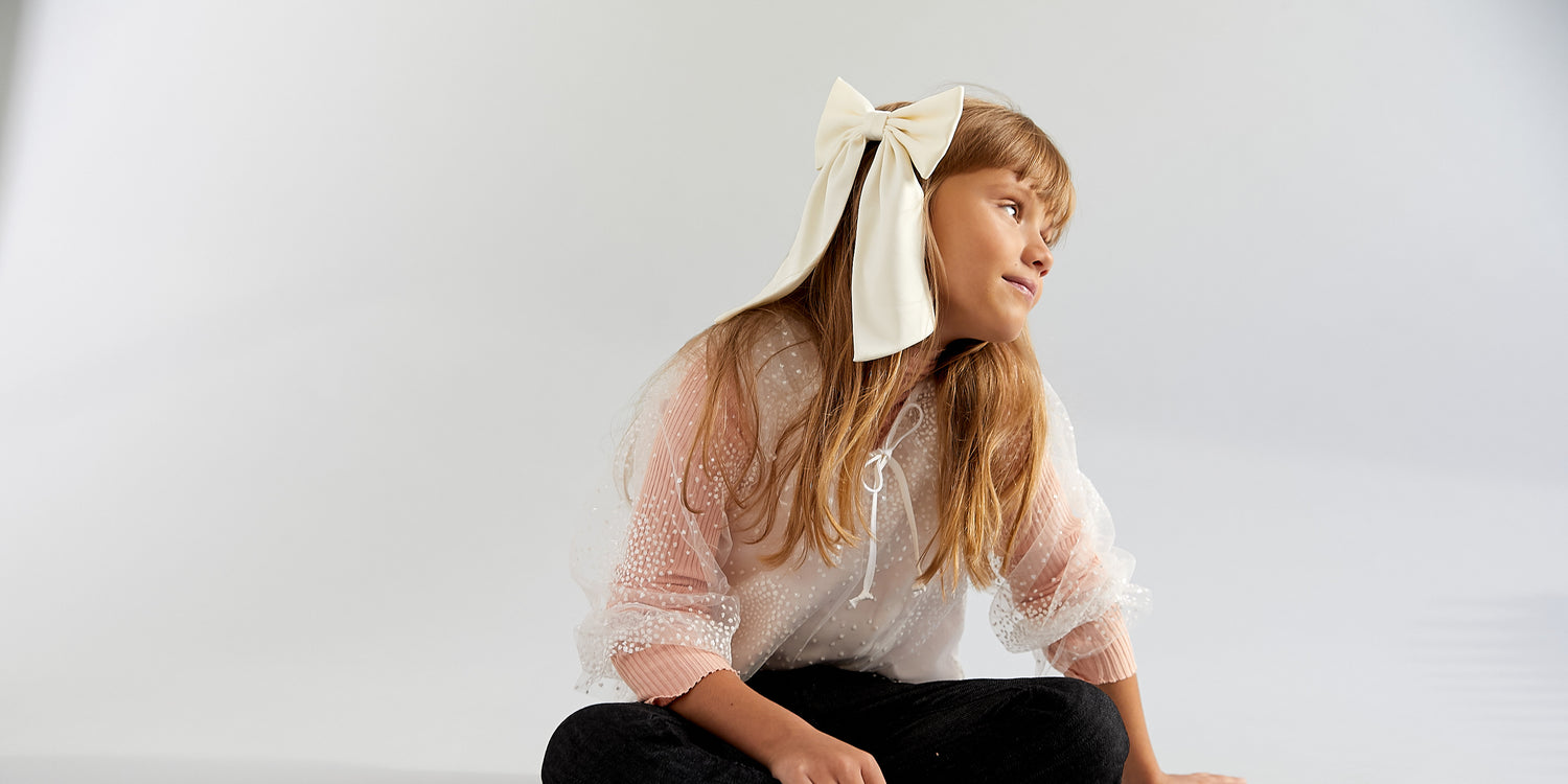 SILK BOW CLIP