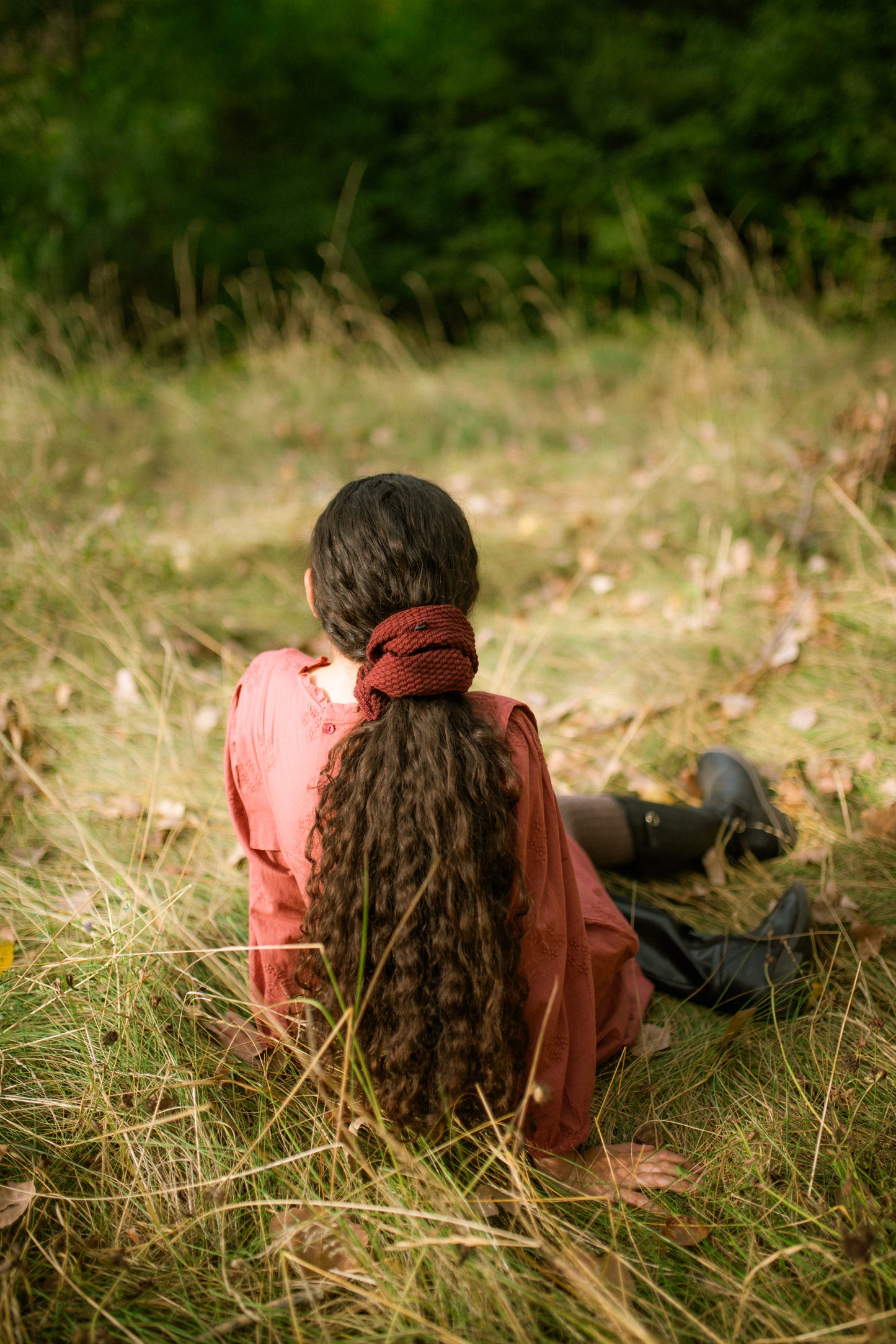 KNITTED SCRUNCHIE - KNOT Hairbands