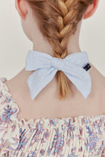Load image into Gallery viewer, VINTAGE TEE BOW CLIP - KNOT Hairbands