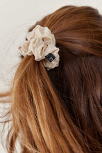Load image into Gallery viewer, SEERSUCKER PETITE SCRUNCHIE - KNOT Hairbands