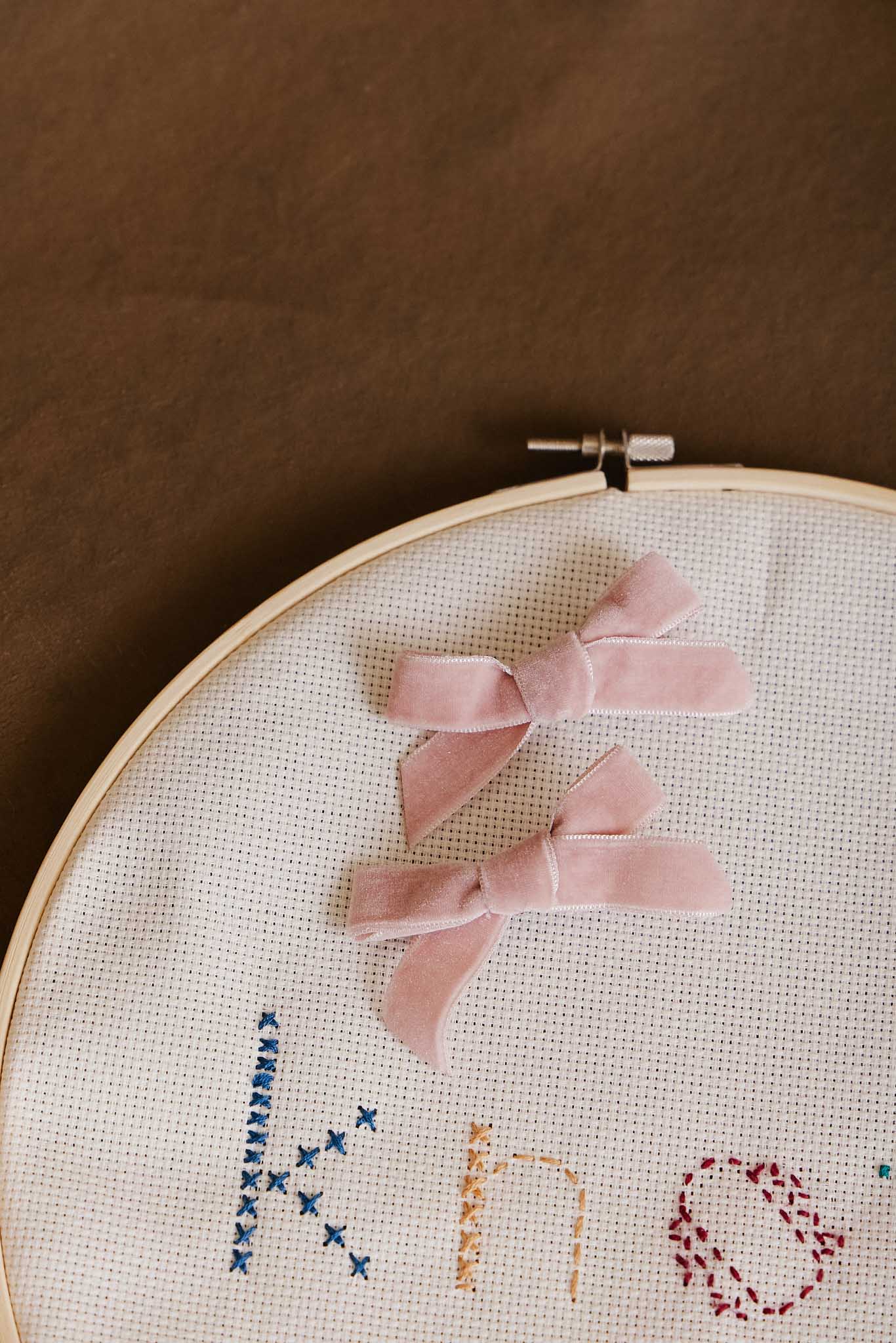 RIBBON MINI BOW CLIP SET AW23 - KNOT Hairbands