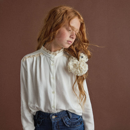 PETAL NEST JUMBO SCRUNCHIE