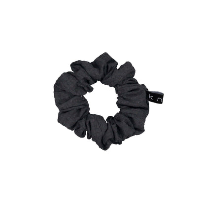 SEERSUCKER PETITE SCRUNCHIE - KNOT Hairbands