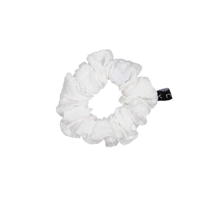 SEERSUCKER PETITE SCRUNCHIE - KNOT Hairbands