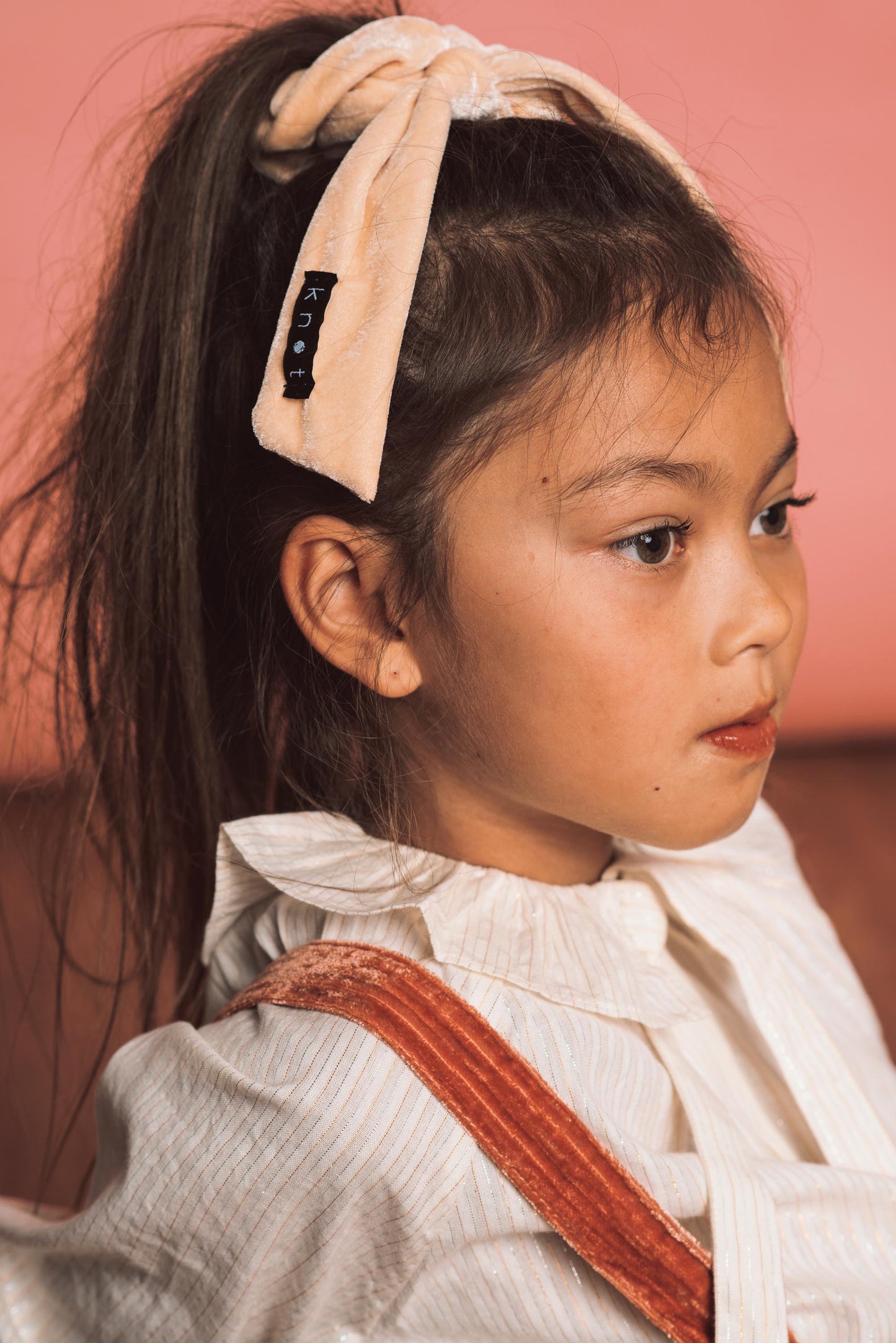 VELVET SCRUNCHIE // Pearl - KNOT Hairbands