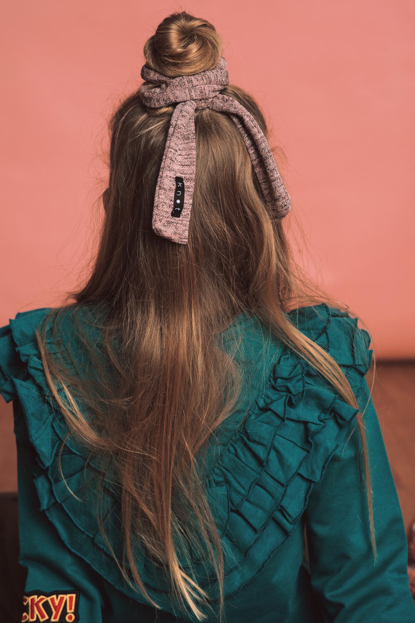 SWEATER SCRUNCHIE // Blush Glow - KNOT Hairbands