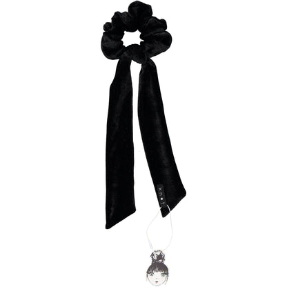 PORTRAIT VELVET SCRUNCHIE - KNOT Hairbands