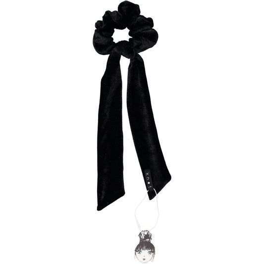 PORTRAIT VELVET SCRUNCHIE - KNOT Hairbands