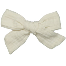 Load image into Gallery viewer, WATERCOLOR PETITE BOW CLIP - KNOT Hairbands