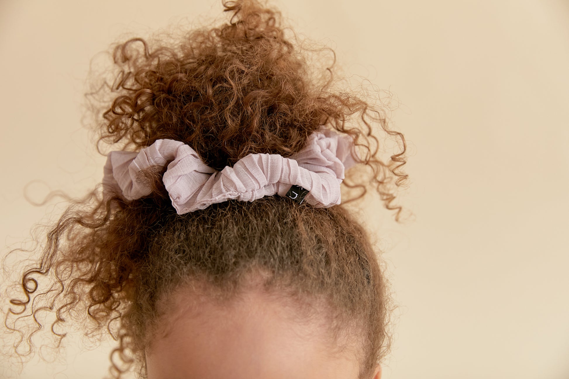 RUCHED JUMBO SCRUNCHIE - KNOT Hairbands