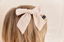 Load image into Gallery viewer, T-SHIRT BOW CLIP - KNOT Hairbands